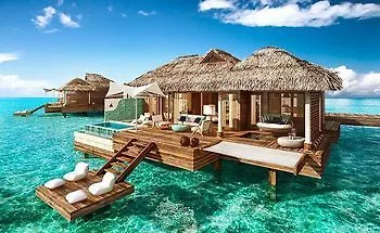 Over The Water Villas Sandals Royalcaribbean Montego Bay Szálloda